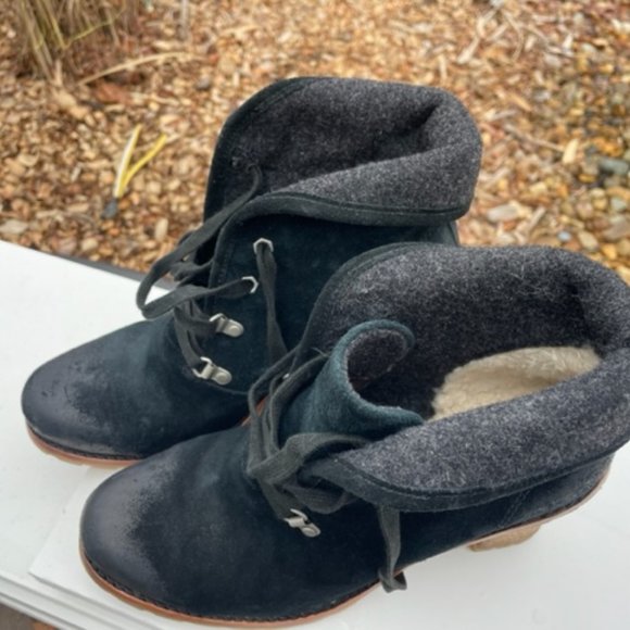 UGG Boots - Picture 6 of 10